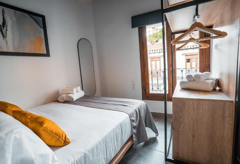 هتل Ibericabeds Albaicin