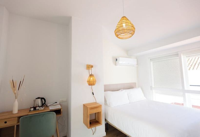 Fogadó La Malagueña by Croma