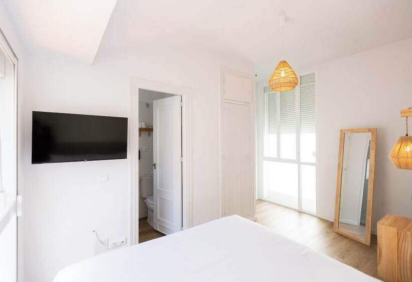 Fogadó La Malagueña by Croma