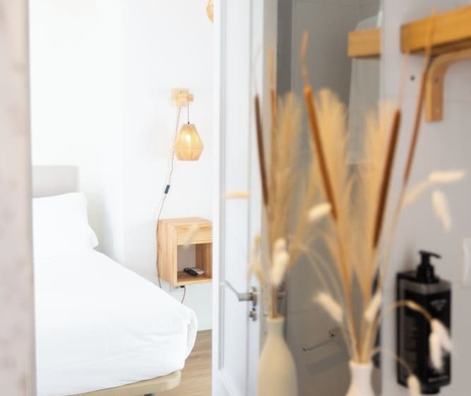 Fogadó La Malagueña by Croma