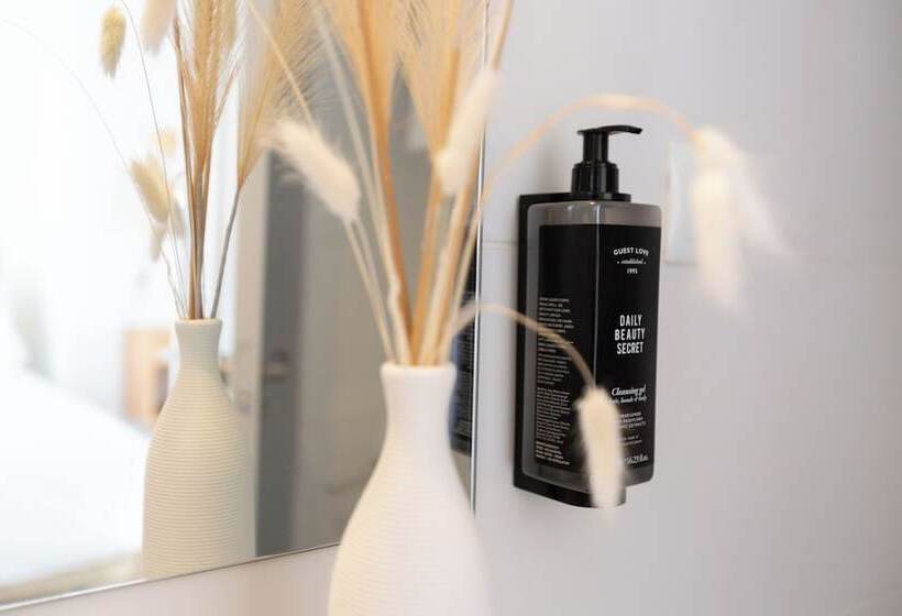 Fogadó La Malagueña by Croma