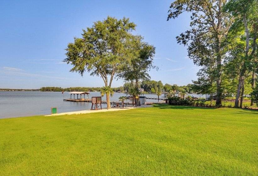 Lakefront Gem: Hot Tub, Boat Launch Near Greenwood