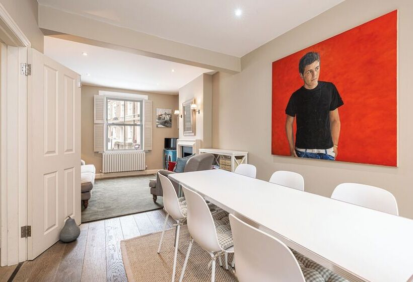 Lovely Battersea Home By Underthedoormat