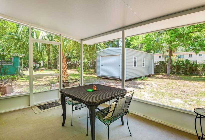 Mid Century Gainesville Getaway: 3 Mi To Uf Campus