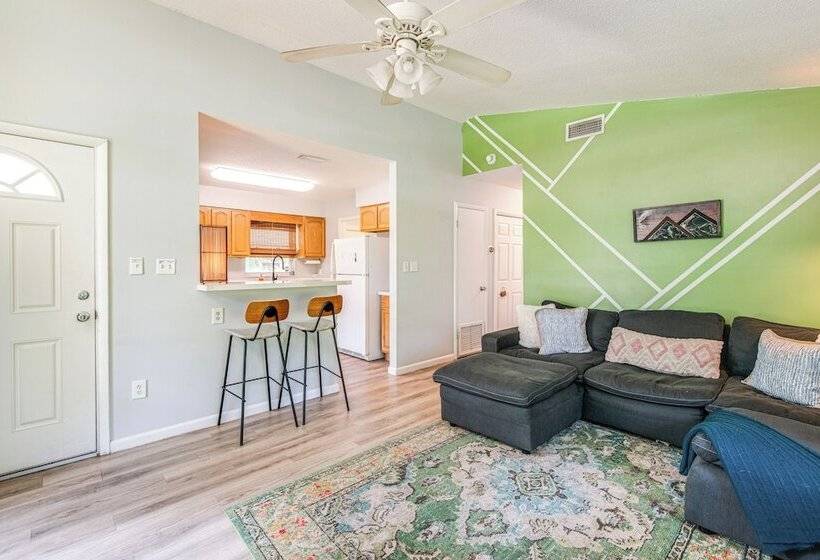 Mid Century Gainesville Getaway: 3 Mi To Uf Campus