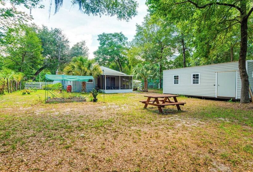 Mid Century Gainesville Getaway: 3 Mi To Uf Campus