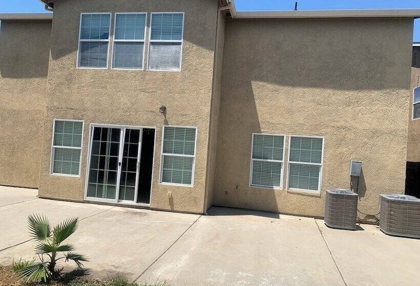 بنسيون Peaceful And Clean In Merced California
