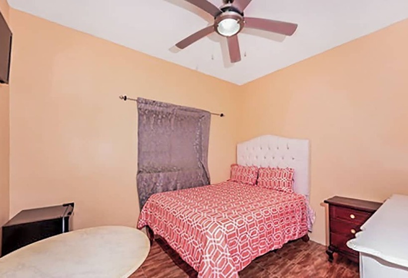 بنسيون Peaceful And Clean In Merced California