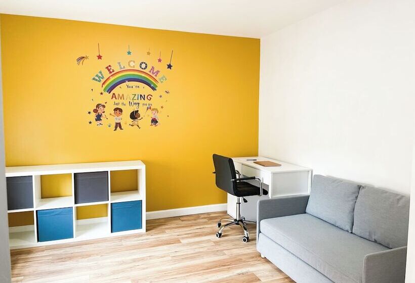 住所 Essex Spacious House