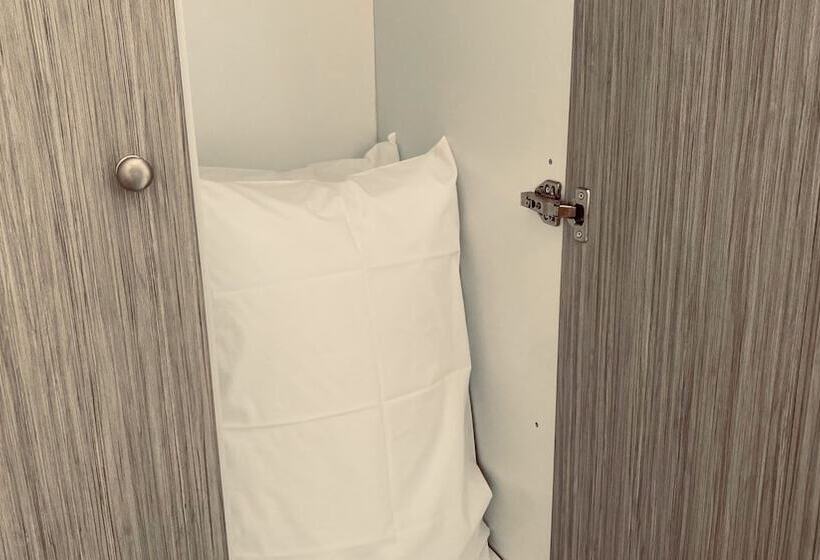 اقامتگاه House 6 In Tinos 5 Mins Away From City