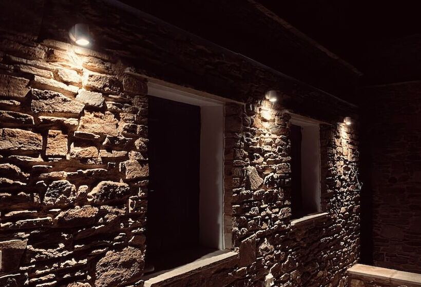 اقامتگاه House 6 In Tinos 5 Mins Away From City