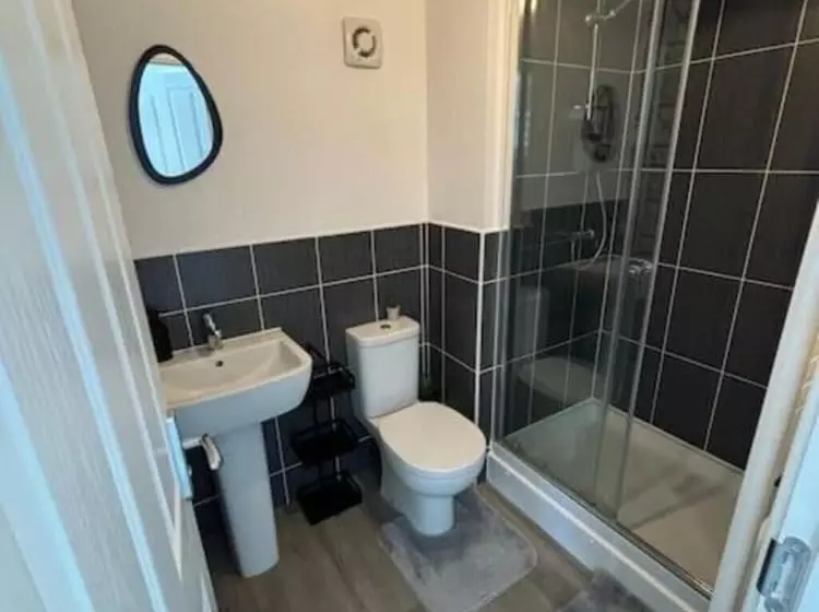 اقامتگاه Room In Lenton With Free Parking