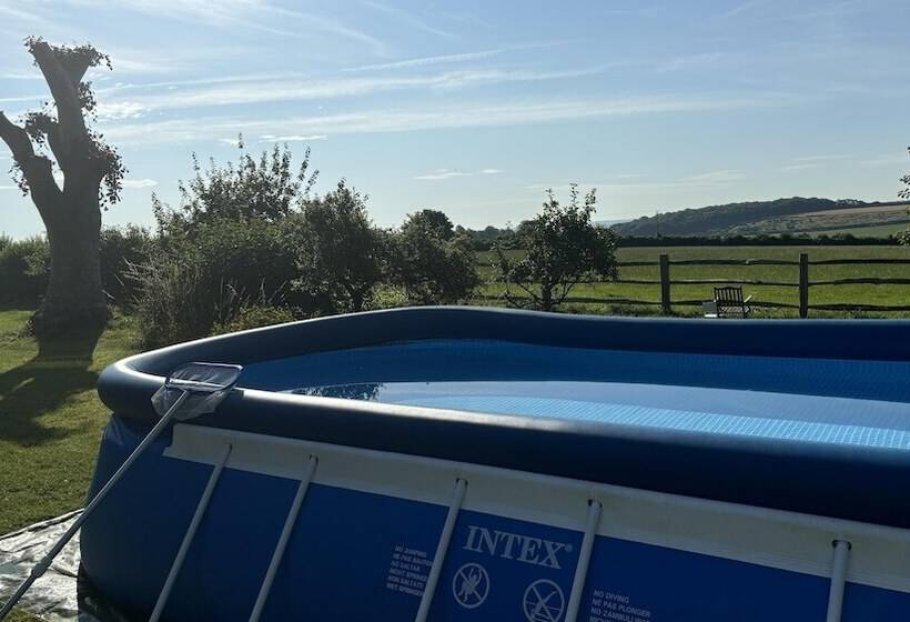 Резиденция Large Family Home 23 Min To Beach And New Forest