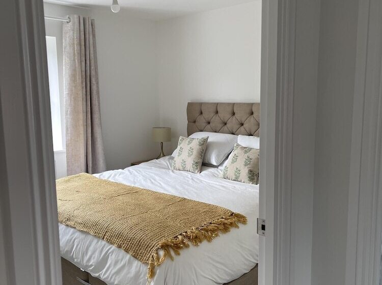 דירת נופש Pine Cottage Retreat In Suffolk