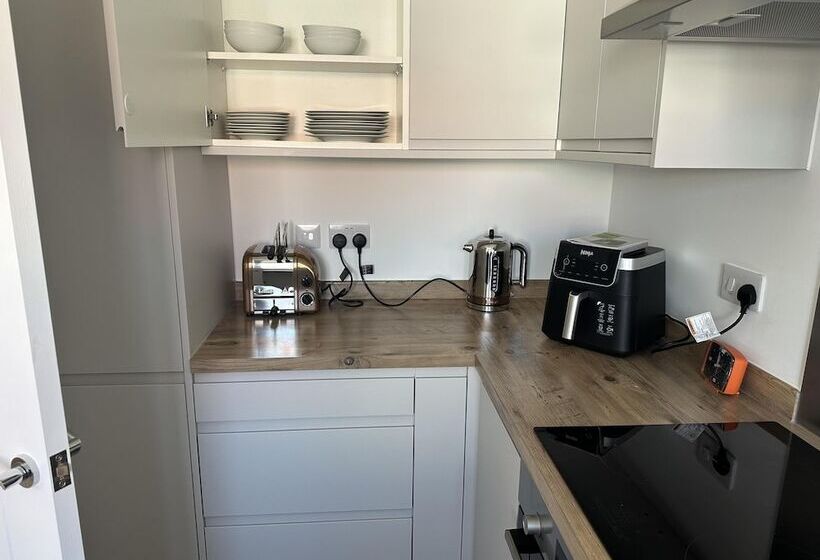 דירת נופש Pine Cottage Retreat In Suffolk