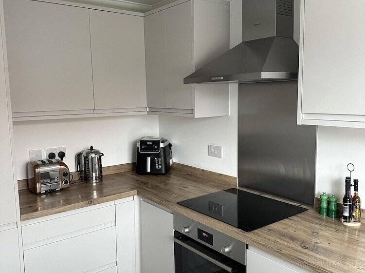 דירת נופש Pine Cottage Retreat In Suffolk