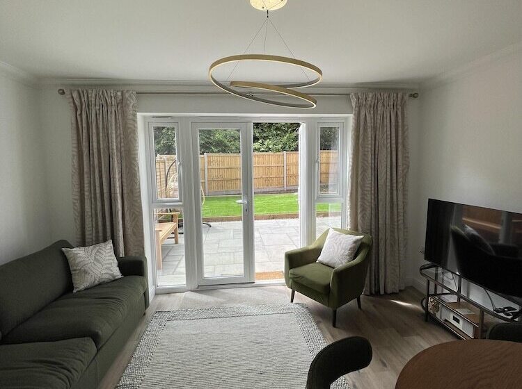 דירת נופש Pine Cottage Retreat In Suffolk