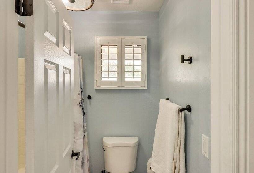 3 Mi To Lake: Home W/ Hot Tub In Show Low