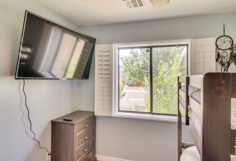 3 Mi To Lake: Home W/ Hot Tub In Show Low