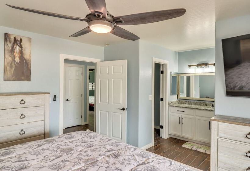 3 Mi To Lake: Home W/ Hot Tub In Show Low