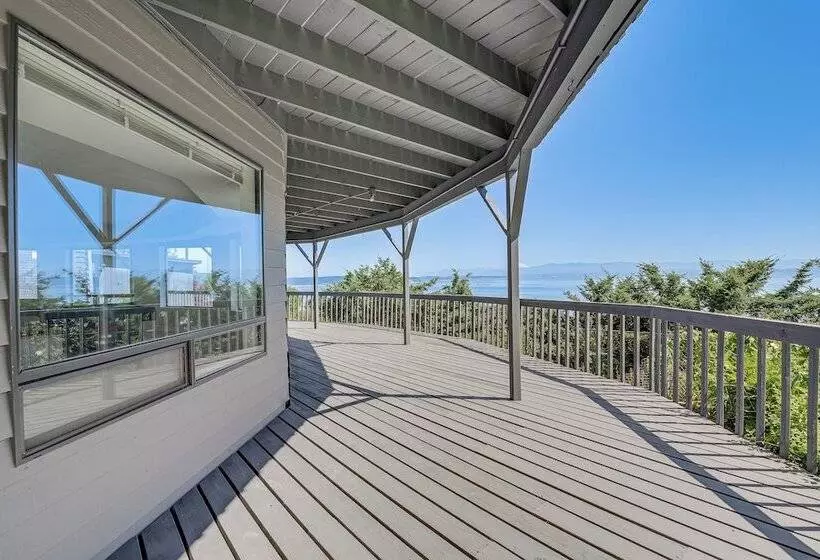 Spacious Camano Home W/ Hot Tub & Water Views!