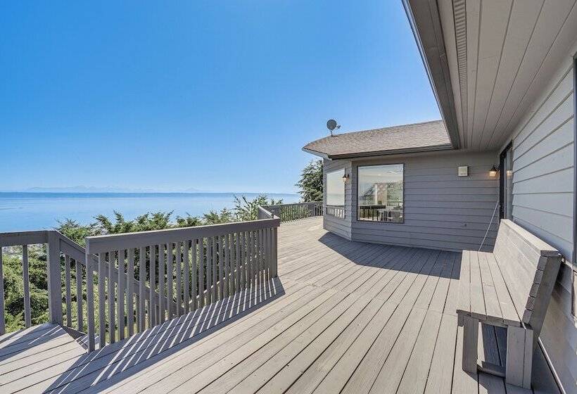 Spacious Camano Home W/ Hot Tub & Water Views!