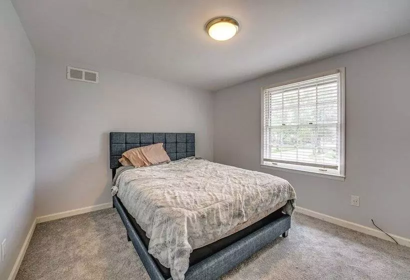 Spacious Southfield Home W/ Patio & Yard!