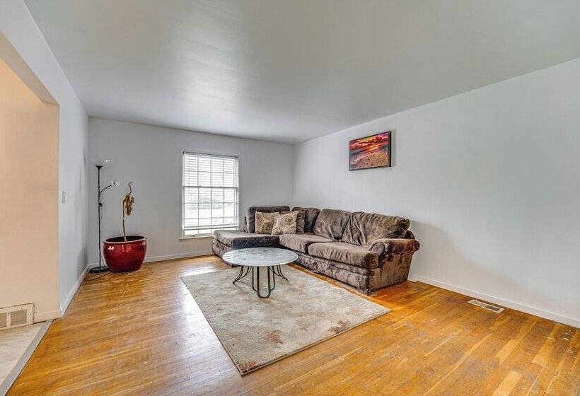 Spacious Southfield Home W/ Patio & Yard!