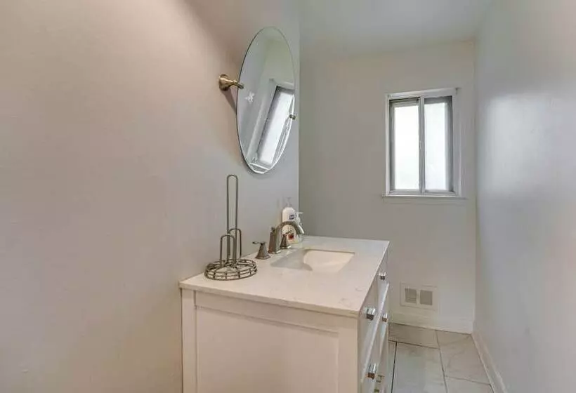 Spacious Southfield Home W/ Patio & Yard!