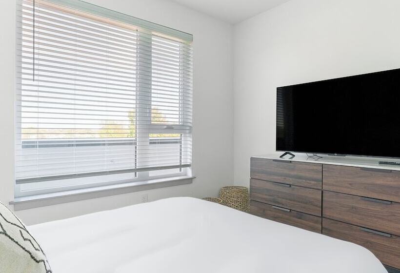 Sphere Apartments By Barsala