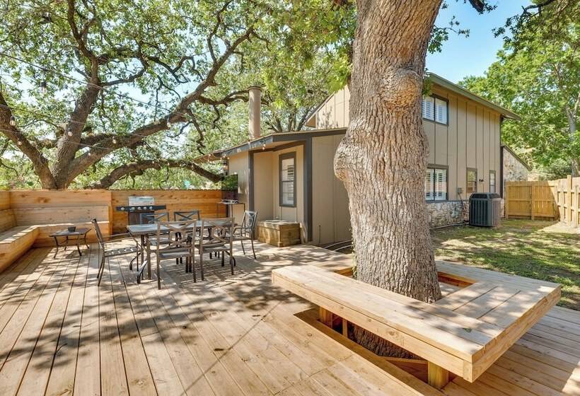 Bryan Home W/ Yard & Deck ~ 4 Mi To Aggieland