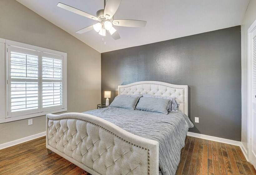 Bryan Home W/ Yard & Deck ~ 4 Mi To Aggieland