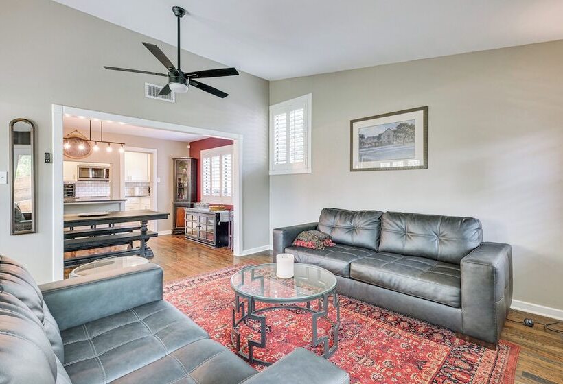 Bryan Home W/ Yard & Deck ~ 4 Mi To Aggieland