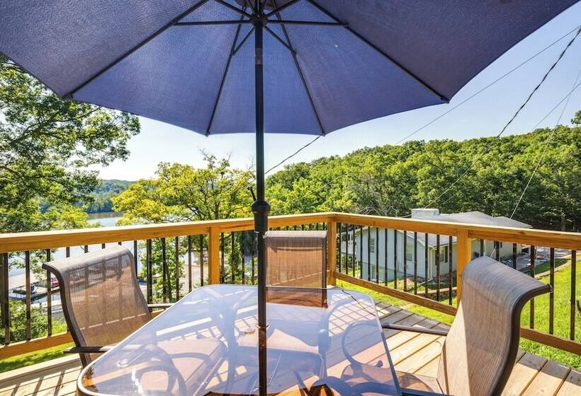 Deck & Grill: Lake Of The Ozarks Cabin In Warsaw