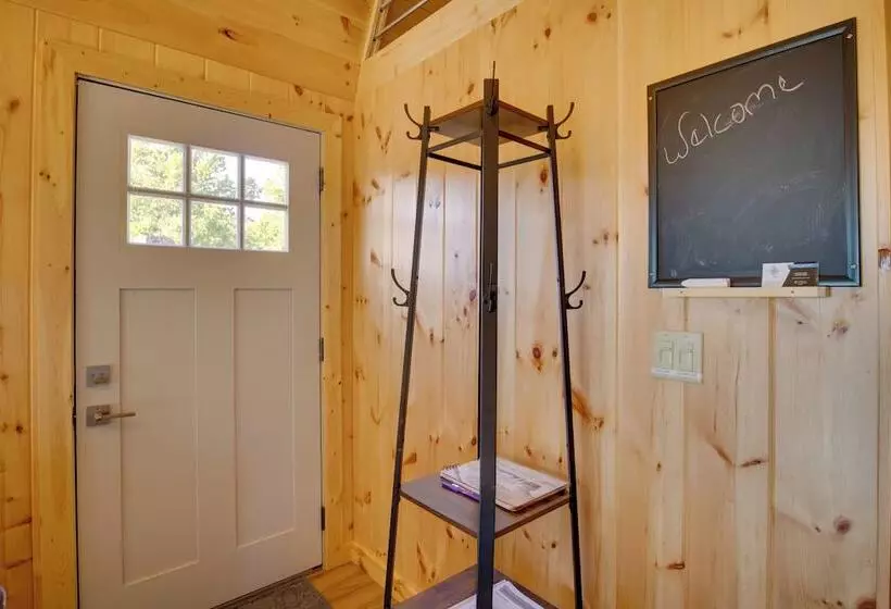 Deck & Grill: Lake Of The Ozarks Cabin In Warsaw