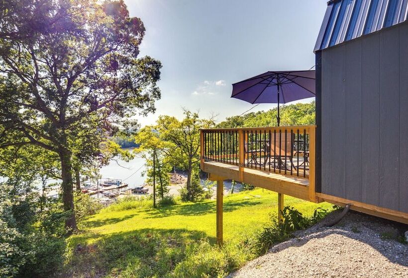 Deck & Grill: Lake Of The Ozarks Cabin In Warsaw