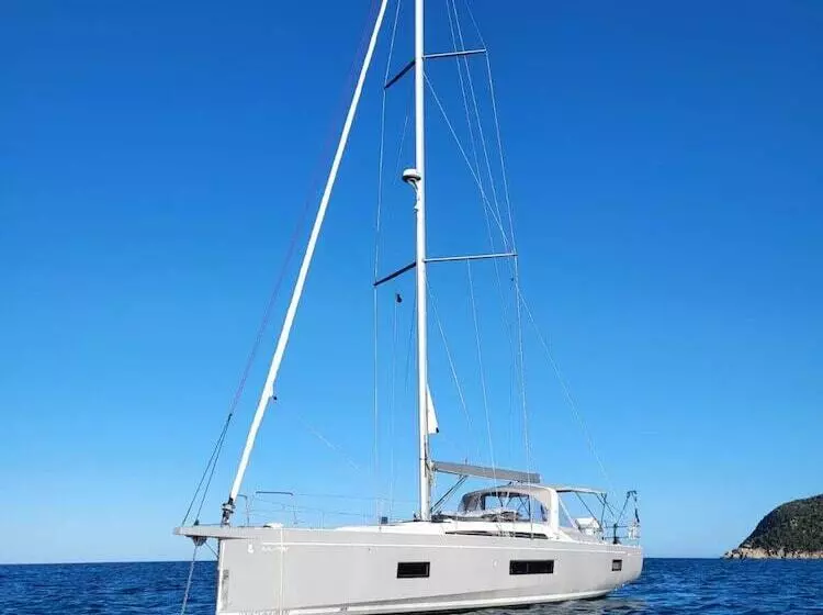 ホテル Dream Holiday On A Luxurious Sailing Yacht
