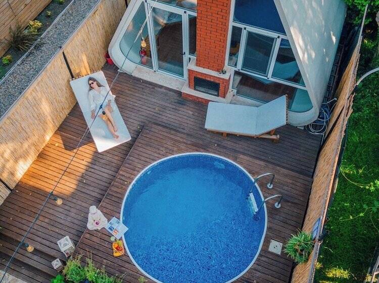 Hotel Natho Lakeside