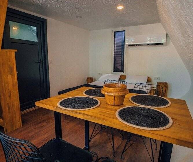 Hotel Natho Lakeside