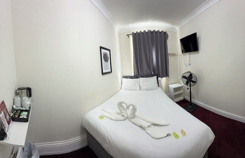 هتل Oban Victoria