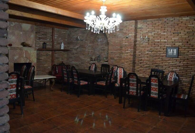 هتل Rcheuli Marani