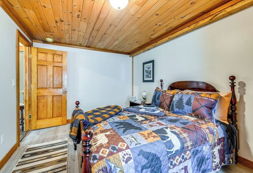 Inviting Peru Cabin W/ Patio, Grill & River Access