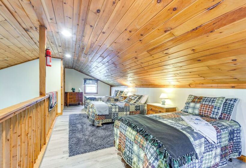 Inviting Peru Cabin W/ Patio, Grill & River Access