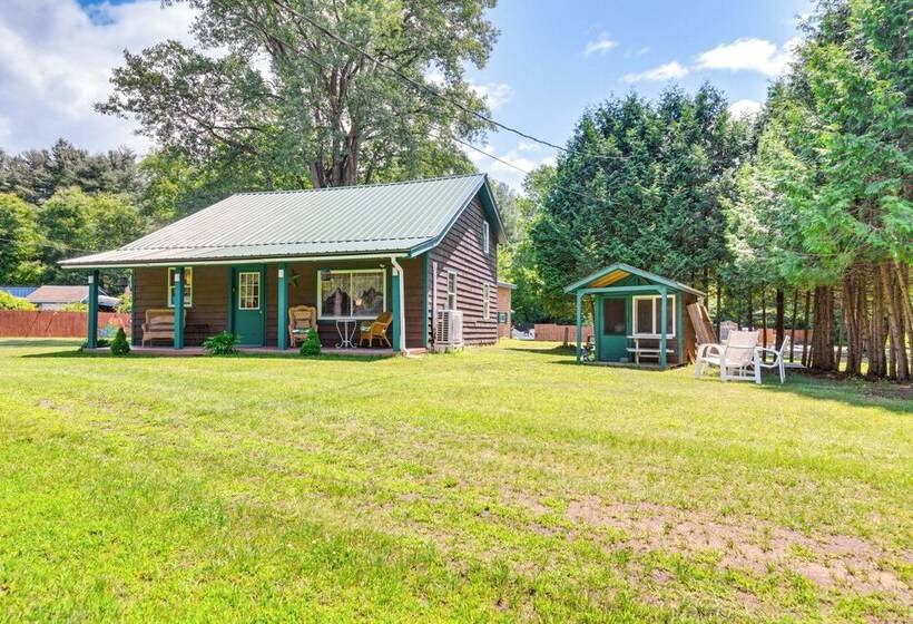 Inviting Peru Cabin W/ Patio, Grill & River Access
