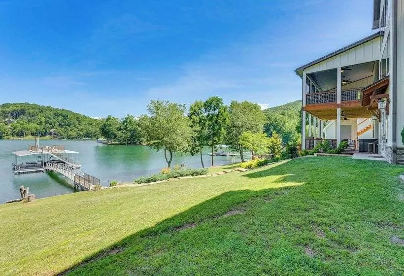 Lakefront Hiawassee Gem: Boat Dock W/ Rooftop Deck
