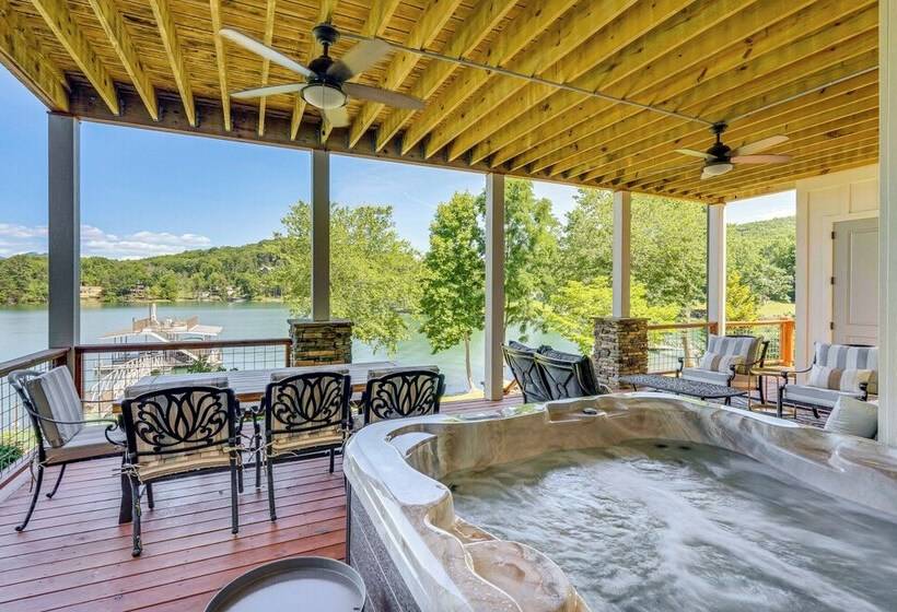 Lakefront Hiawassee Gem: Boat Dock W/ Rooftop Deck