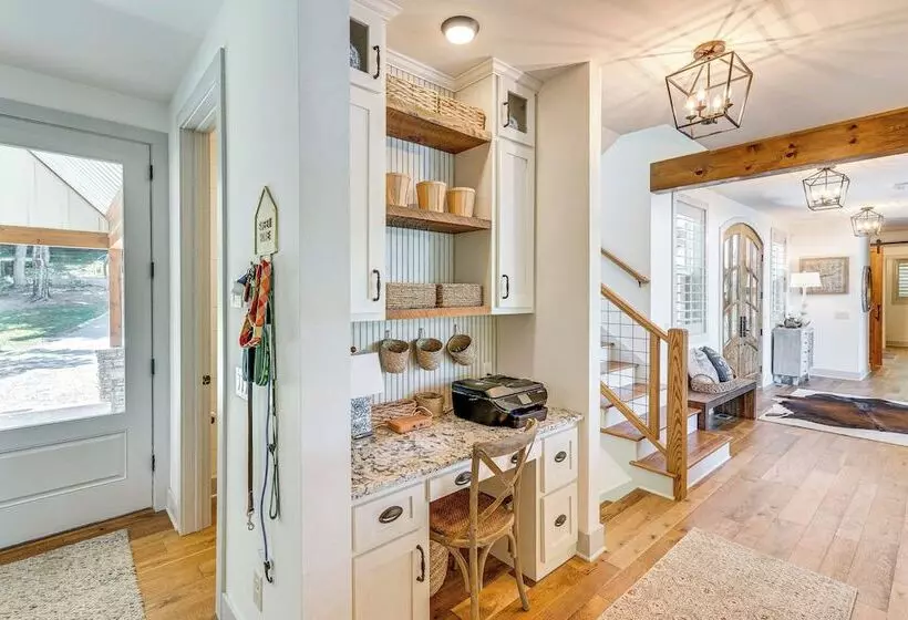 Lakefront Hiawassee Gem: Boat Dock W/ Rooftop Deck