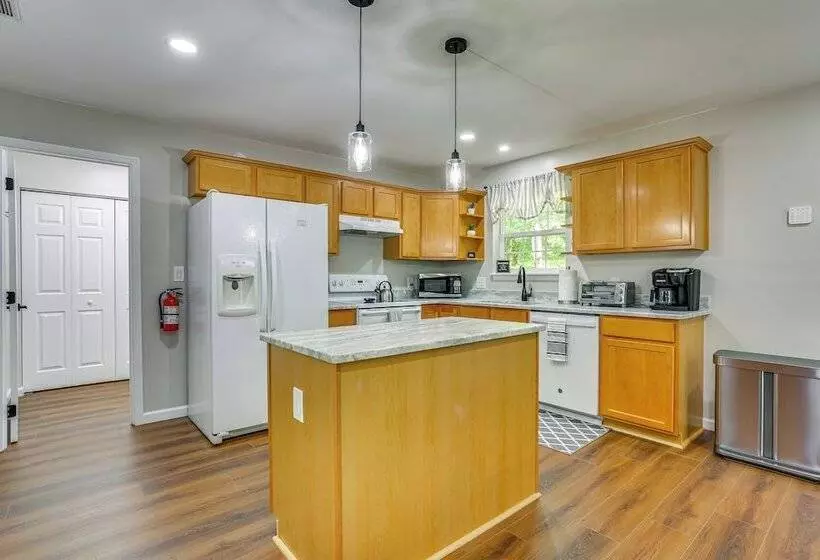 Masthope Home W/ Community Perks Close To Ski!
