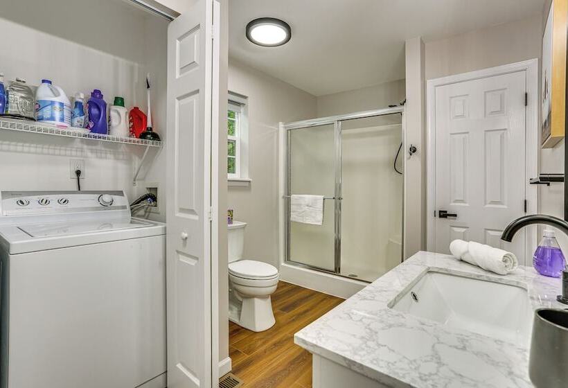 Masthope Home W/ Community Perks   Close To Ski!