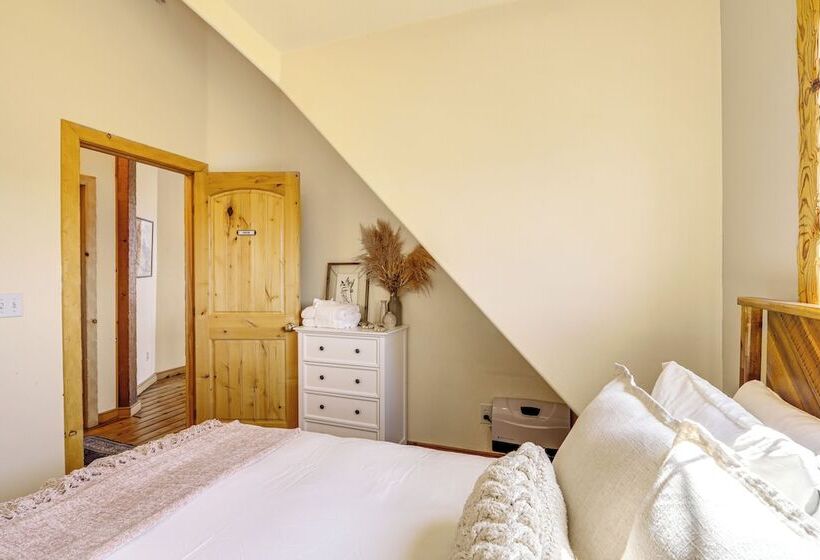 Mountain View Flagstaff Cabin: 8 Mi To Snowbowl!